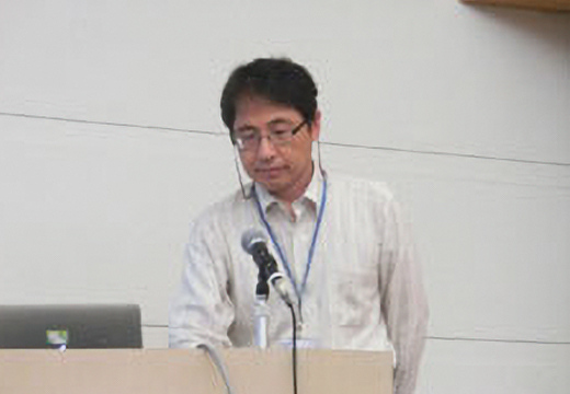 【写真】 講師の花土氏